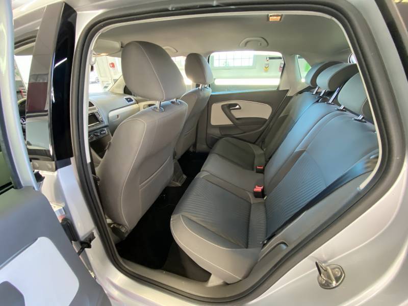 Pack Rénovation complet d'une voiture d'occasion de particulier avant mise en vente sur Saint Jean D’illac