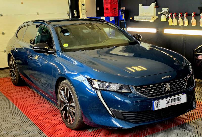 PEUGEOT 508 II SW 1.5 HDI 130 GT LINE EAT8 BLEU break de chasse avant droite