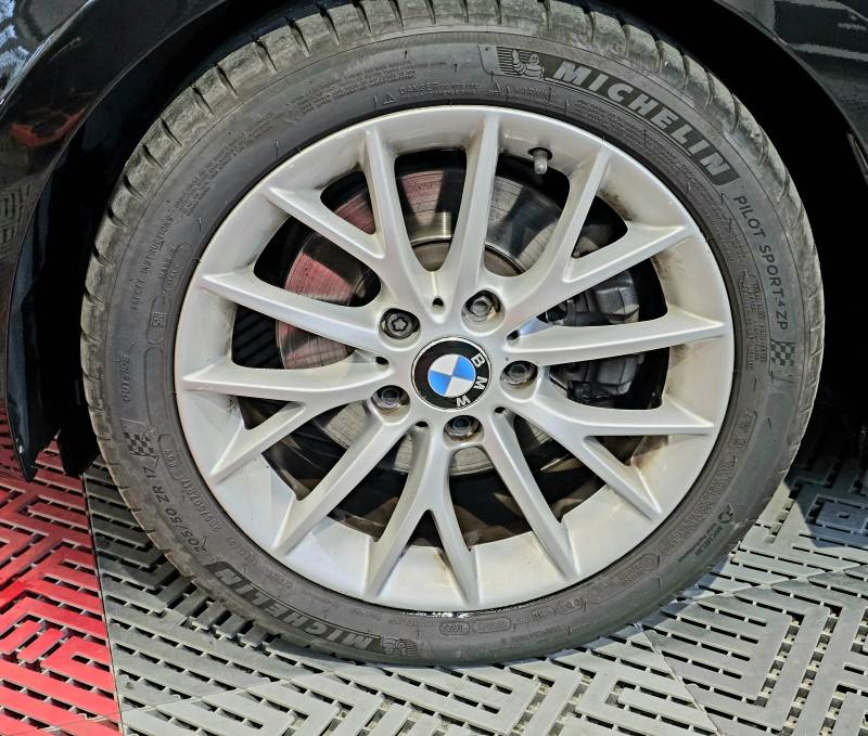 BMW 125da F20 véhicule d'occasion Bordeaux GAS MOTORS 10