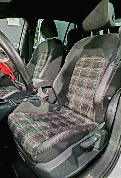 Voiture d'occasion Bordeaux GOLF VII GTI Performance 2.0 TSI 230cv GAS MOTORS 6