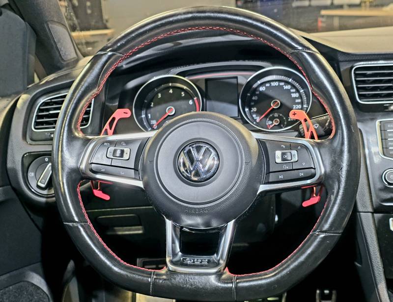 Voiture d'occasion Bordeaux GOLF VII GTI Performance 2.0 TSI 230cv GAS MOTORS 8