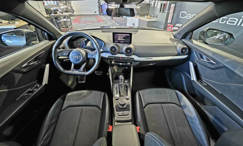 Audi Q2 35 TFSI 150cv S-line S-tronic GAS MOTORS Occasions Bordeaux 5