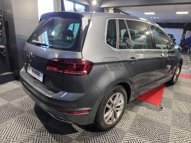 Voiture occasion Bordeaux VW Golf VII Sportsvan TDI 150cv carat DSG7 bis