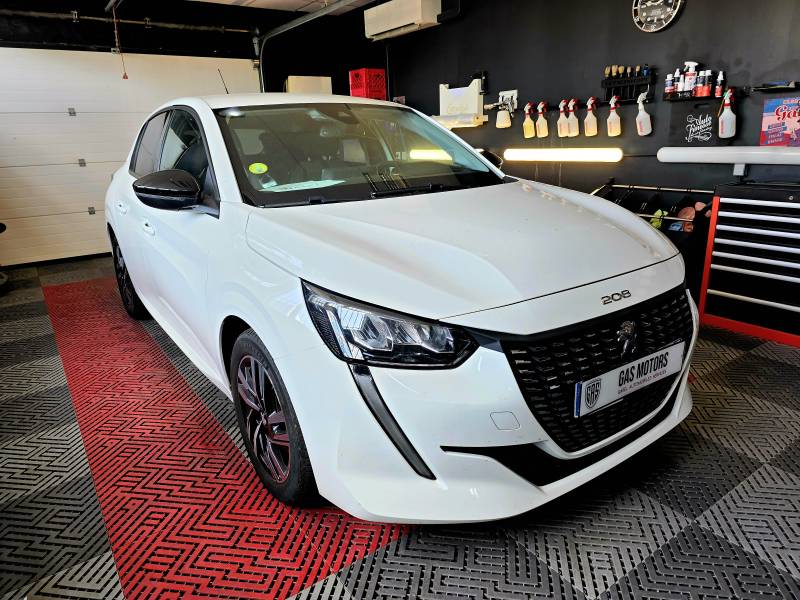 Voiture occasion Peugeot 208 Bordeaux