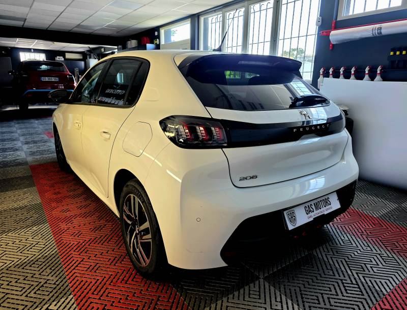 Voiture occasion Peugeot 208 Gradignan