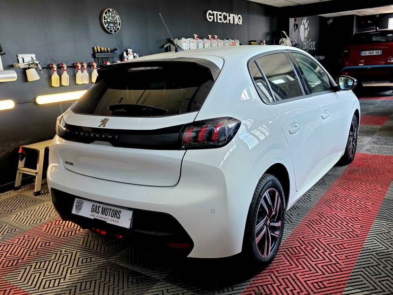 Voiture occasion Peugeot 208 Bègles rives d'arcins