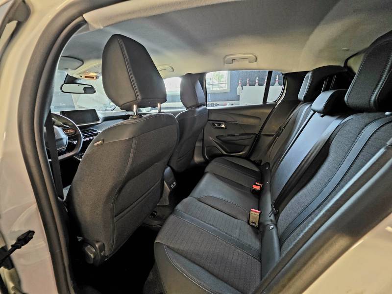 Voiture occasion Peugeot 208 Cestas