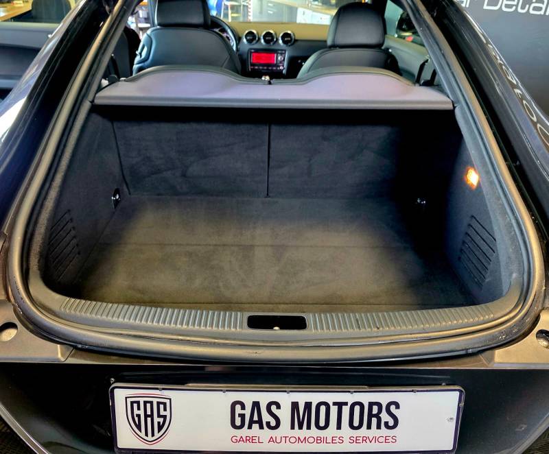 Vendeur voiture occasion Bordeaux AUDI TT MK2 211cv 2+2 coffre spacieux
