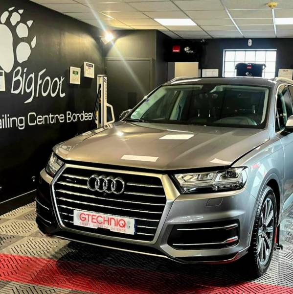 Audi Q7 detailing et céramique complet face avant