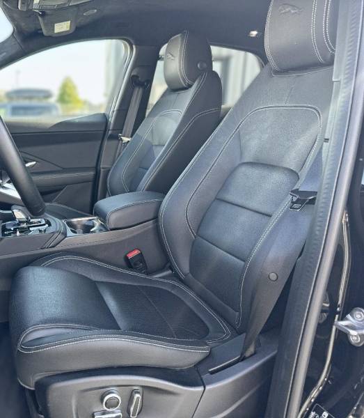 Jaguar E-PACE P200 MHEV SE GAS MOTORS Occasions Bordeaux 4